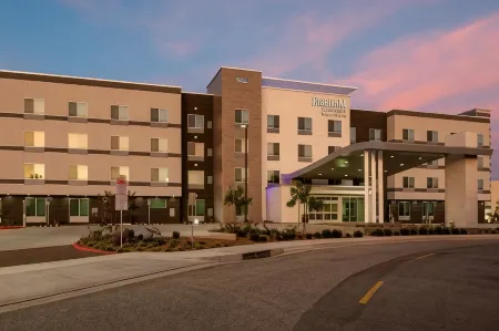 フェアフィールド イン & スイーツ バイ マリオット アナハイム ロスアラミトス