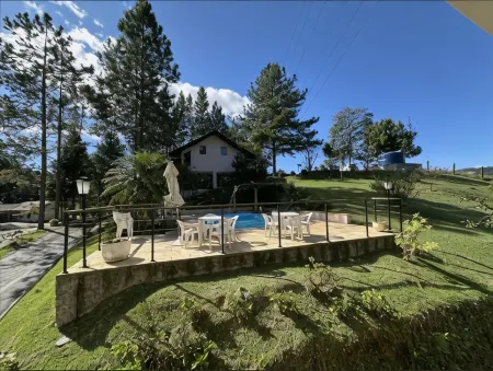 Pousada Casarão Gastehaus Отели рядом с достопримечательностью «Vila Encantada»