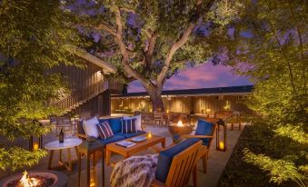 The Cottages Hotel