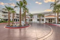 Hilton Vacation Club Palm Canyon Palm Springs Hotels in Palm Springs