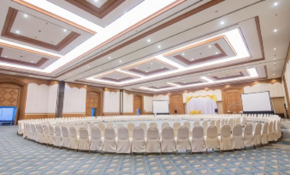 Suntara Wellness Resort & Hotel