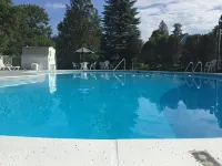 Briarcliff Motel - Pools