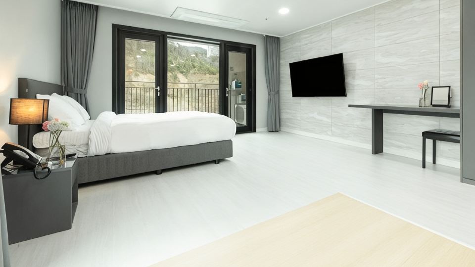 Miami Jeongseon Hotel