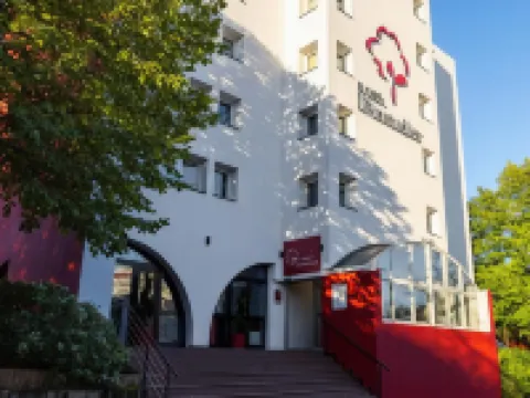 Hôtel l'Amandier Hotels in Nanterre