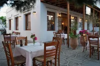 Artemon Hotel - 3-Star