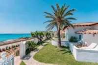 The Sea Club