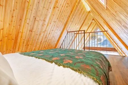 Jeongseon Maehwagol Sanchon Pension