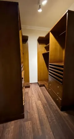 Villa in Greya Inside Beverly Hills Отели в г. Oula