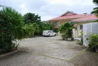 Marie Laure Suites - Parkplatz