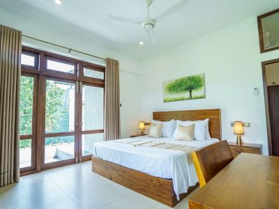 4-BR bungalow in lovely Thalawathugoda with WiFi & AC - OLIVE NEST