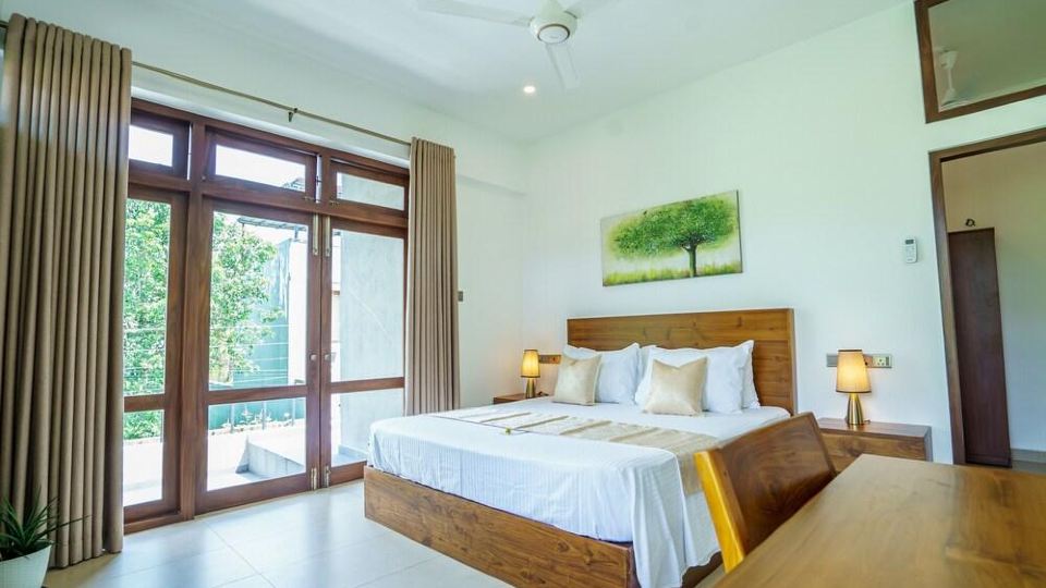 4-BR bungalow in lovely Thalawathugoda with WiFi & AC - OLIVE NEST