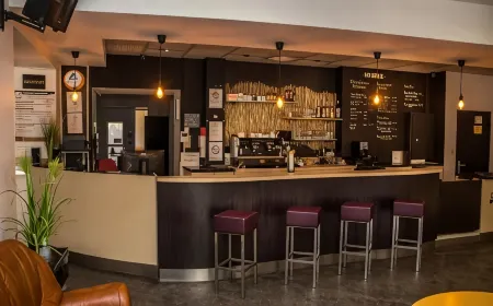 Auberge de Jeunesse HI Nice les Camélias