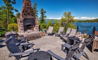 The Lodges at Cresthaven