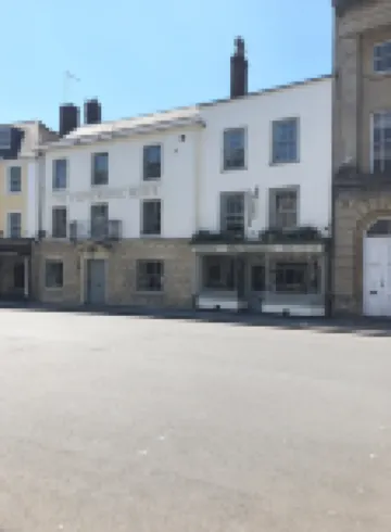 The Peppermill Town House Hotel & Restaurant