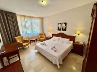 Aparthotel Bahia Pinosol - 2-Star