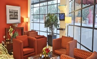 Hotel & Suites PF