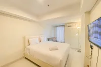 Spacious and Combined 2BR Apartment Marquis de Lafayette By Travelio - Condos