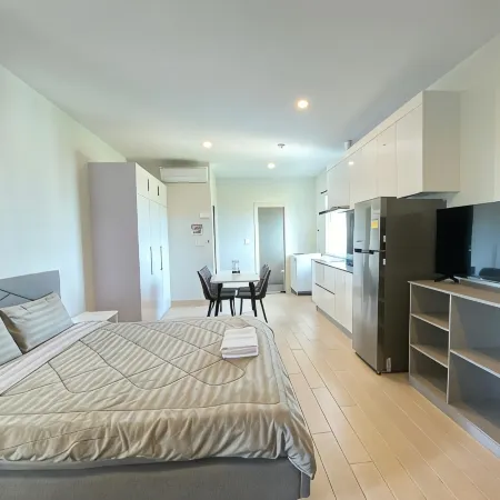 The Hill Residence Отели рядом с достопримечательностью «Храм Ват Леу»