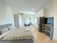 The Hill Residence Hotele w: 