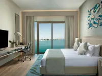 فندق رويال إم أبوظبي من جيوان Hotels near كاسر الأمواج في أبوظبي
