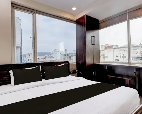 ศรี อดิติ อินน์ โรงแรมใกล้สถานีวิชัยวาทะ
