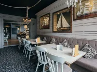 Royal Hotel, Bar & Grill Hotels in Purfleet