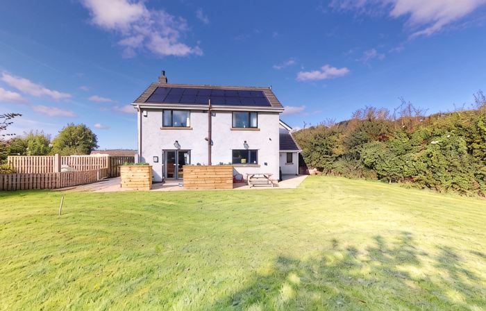 Low Greenlands Holiday Park - Luxury House With Hot Tub & Luxury Glamping Pod Holidays & Breaks