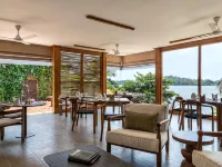 Tri Hotels in Ahangama