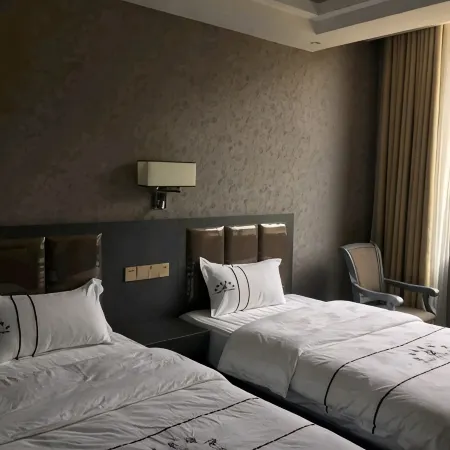 Changning Jiahang Hot Spring Hotel