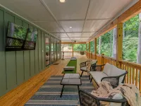 Retreat - Creek, Sliding Rock, Waterfalls, Fishing, Hiking, Hot Tub, Fire Pit 맥도웰 카운티 호텔