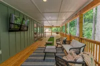 Retreat - Creek, Sliding Rock, Waterfalls, Fishing, Hiking, Hot Tub, Fire Pit