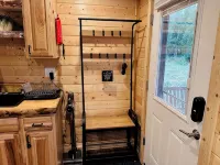 Cozy Big Lake Cabin + Private Spa House, Hot Tub & Sauna - Chalets