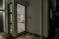 Family-Friendly 3BR | Games Room & Patio - Villas