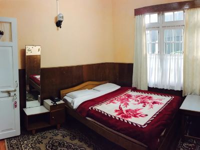Deki Lodge