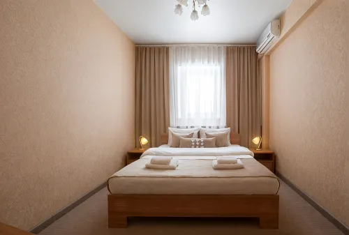 Mirazh Hotel - 2星級