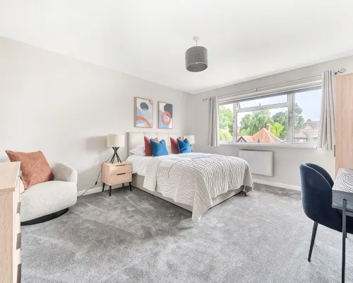 Beautiful apartment in Claygate Village Hotels in Claygate