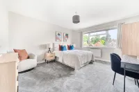 Beautiful apartment in Claygate Village - Wifi