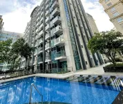Lovely Unit with free wifi & netflix I across Naia Terminal 3 airport