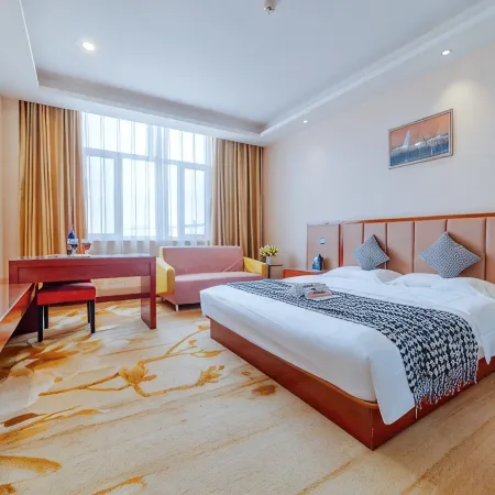 Plus Shangjing Hotel