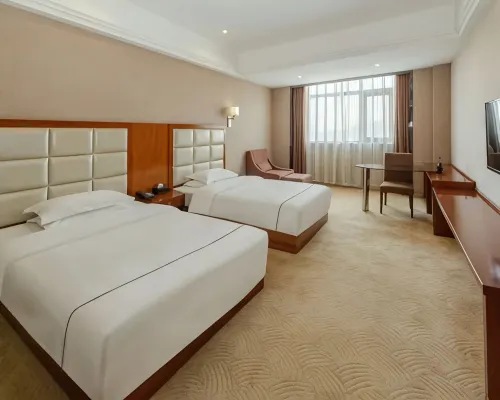 Chuyue Hejin Hotel Hotels in Luohe