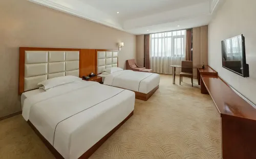 Chuyue Hejin Hotel