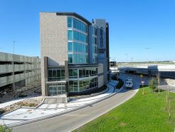 The Grand Winnipeg Airport Hotel by Lakeview