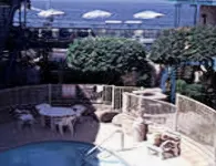 Best Western Plus Beach View Lodge - Beach