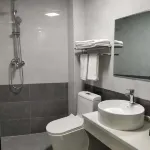 Jinta Shengyi Hotel