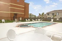 Best Western Lockhart Hotel  Suites