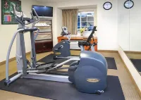 Spark by Hilton Sterling Dulles Airport - salle de sport