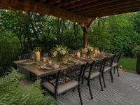 Swing Garden Retreat w/ Fire Pit & Pergola/Sleeps 16 Comfortably