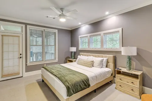 Reynolds Lake Oconee Condo-Newly Updated-On-Site Biking & Hiking