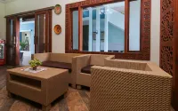 Hotel Asri