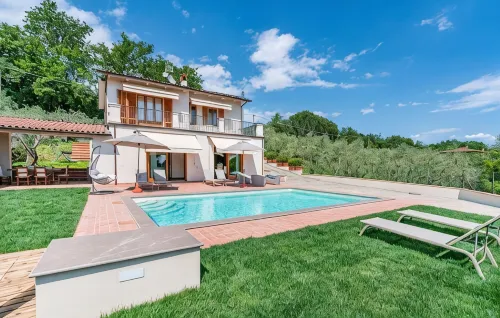 Panoramic Villa with Pool for Private Use -  case vacanza in affitto